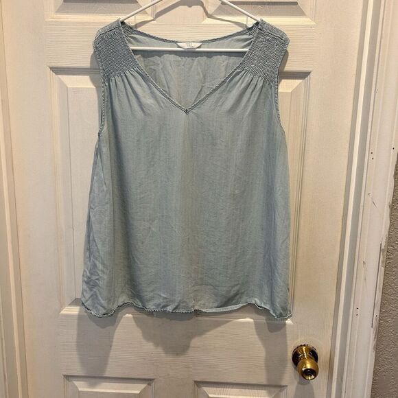 Time‎ and Tru Women's Woven Sleeveless Tank Top Lyocell Light Wash XL  Beachy - Picture 1 of 5